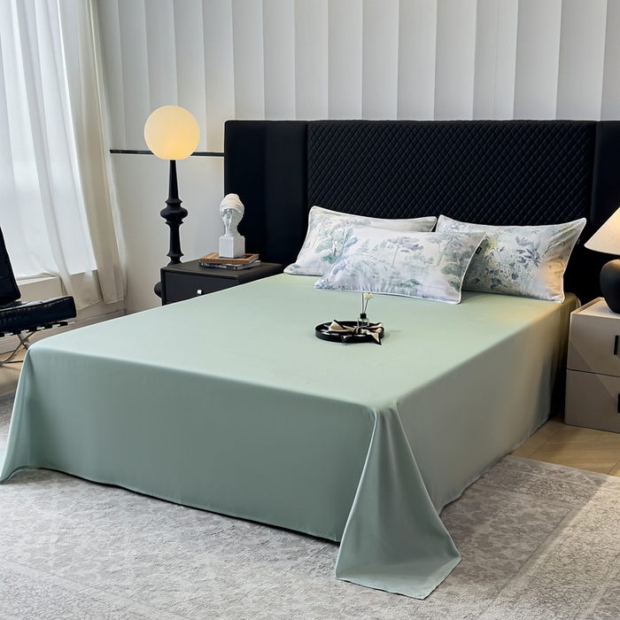 91家纺网 家纺一手货源 找家纺 芊寻家居 2025春夏新款50支莱赛尔天丝贡缎数码印花麻绳款四件套高端礼盒 远山黛兰绿