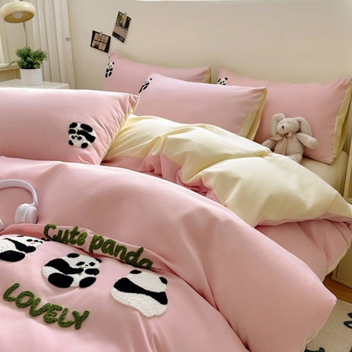 91家纺网 家纺一手货源 找家纺 迪拜家纺 2025新款加厚水洗棉四件套-熊猫 樱粉