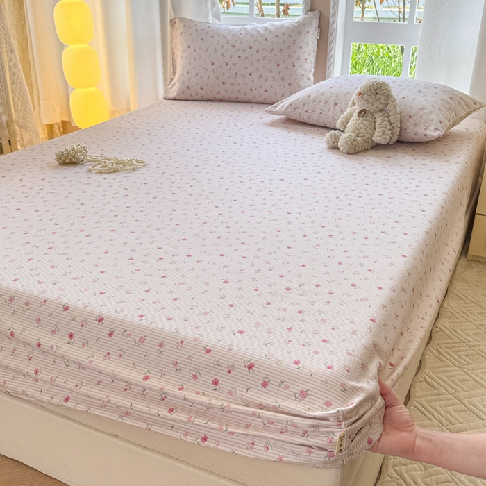 91家纺网 家纺一手货源 找家纺 2025新款老粗布三件套-床笠款 花遇