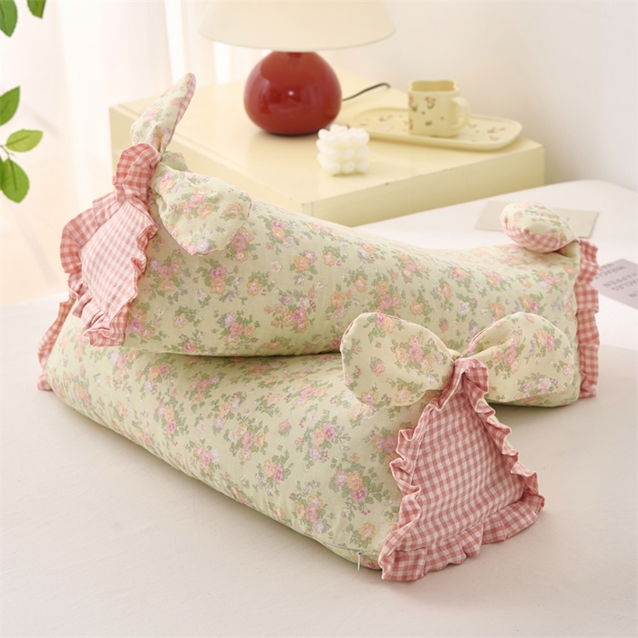 91家纺网 家纺一手货源 找家纺 大熊枕芯 2025新款田园风全棉印花双层纱萌趣兔子三角荞麦护颈枕枕头枕芯 田园土三角枕-浅黄50*15*15cm/只