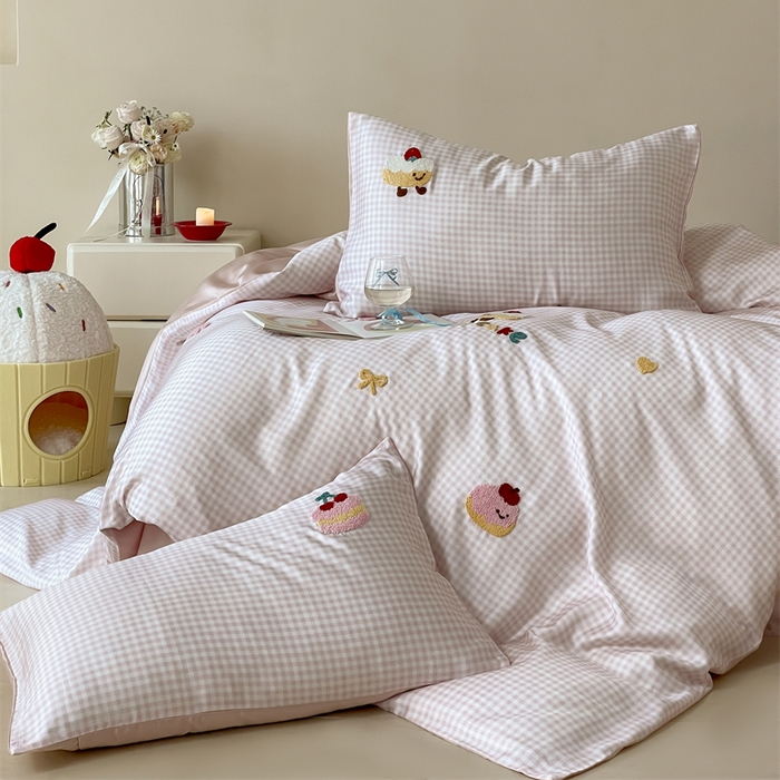 91家纺网 家纺一手货源 找家纺 2025新款60S兰精天丝卡通毛巾绣四件套-暗合款 天丝可颂