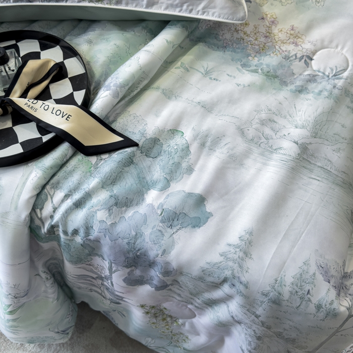 91家纺网 家纺一手货源 找家纺 洺兰家居 2025春夏新款100支莱赛尔天丝贡缎数码印花麻绳款四件套高端礼盒 远山黛兰绿