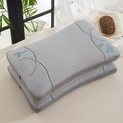 91家纺网 家纺一手货源 找家纺 织布人 2025新款荞麦枕夏季凉感枕7A级凉感防出汗夏凉枕成人家用颈椎硬枕 7A凉感刺绣蝴蝶枕-灰色荞麦枕