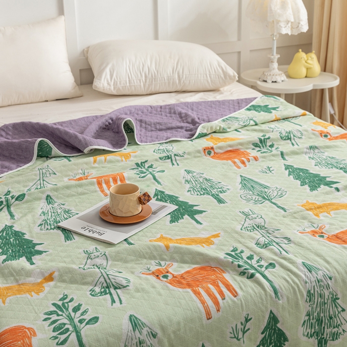 91家纺网 家纺一手货源 找家纺 乐家毛巾被（工厂自产自销） 2025新款A类全棉六层纱印花毛巾被 简笔森林