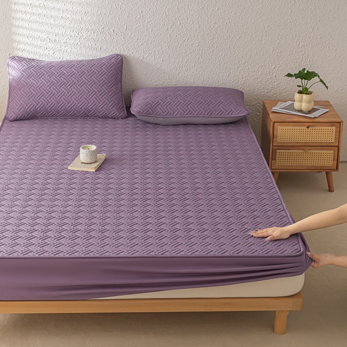 91家纺网 家纺一手货源 找家纺 欧邦 2025新款四季款纯色水洗棉夹棉床笠床垫保护罩-场景一 条格-魅紫