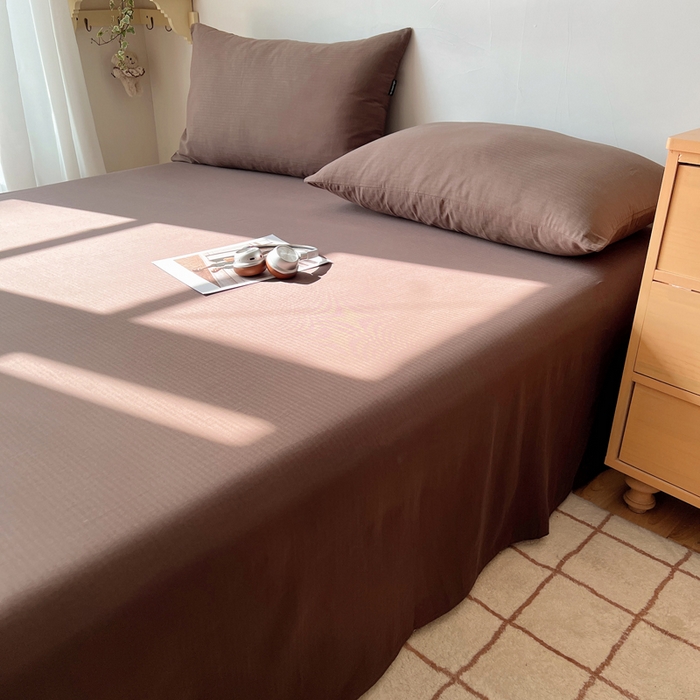 91家纺网 家纺一手货源 找家纺 蜜宿 2025新款A类全棉人字纹床单 床单：深棕