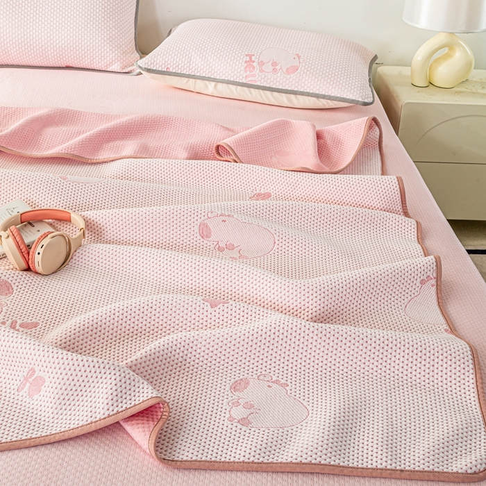 91家纺网 家纺一手货源 找家纺 梦初语 2025新款A类华夫格冰豆豆夏被子针织提花凉感夏凉被单双人空调被可机水洗 卡皮巴拉熊-粉