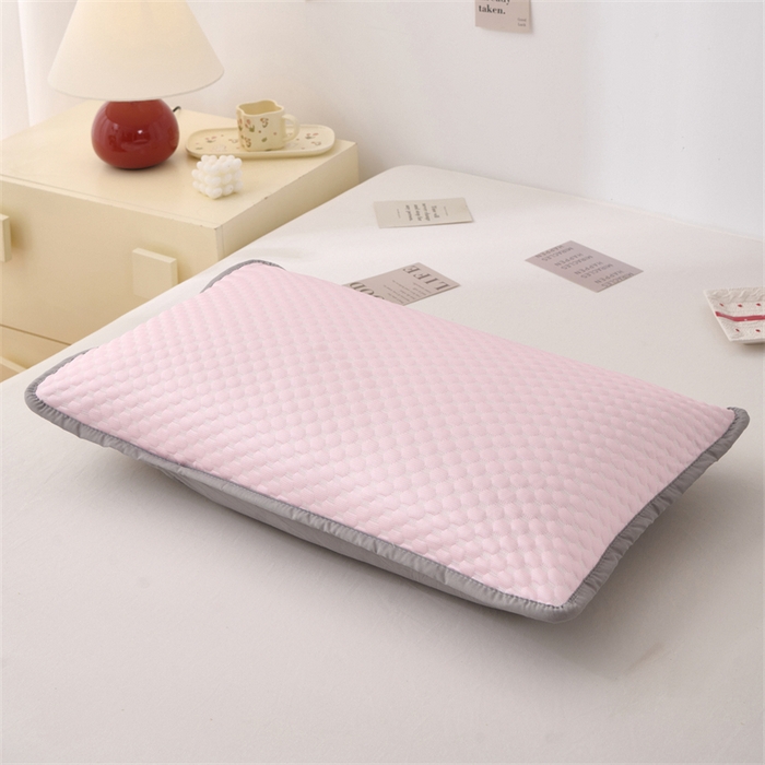 91家纺网 家纺一手货源 找家纺 大熊枕芯 2025新款冰豆豆凉感隔脏枕套 冰豆豆枕套-粉