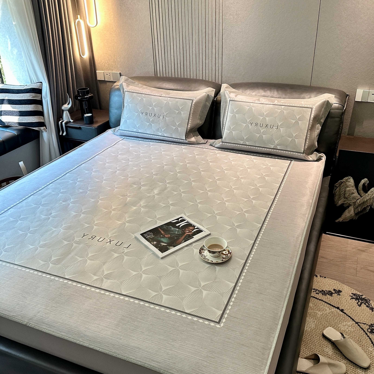 91家纺网 家纺一手货源 找家纺 JUICY 橘滋家纺 2025新款夏日高端轻奢数码冰丝奢简高级凉席床笠 伯爵