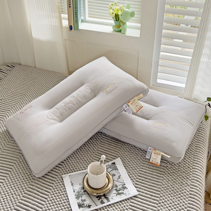 （总）幸运草 2025新款刺绣羊绒蛋白枕头 成人家用性价比高的枕芯