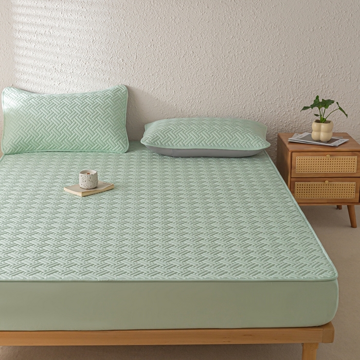 91家纺网 家纺一手货源 找家纺 欧邦 2025新款四季款纯色水洗棉夹棉床笠床垫保护罩-场景一 条格-水绿
