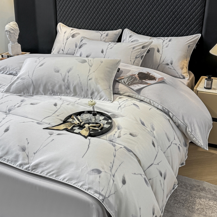 91家纺网 家纺一手货源 找家纺 芊寻家居 2025春夏新款50支莱赛尔天丝贡缎数码印花麻绳款四件套高端礼盒 静谧灰