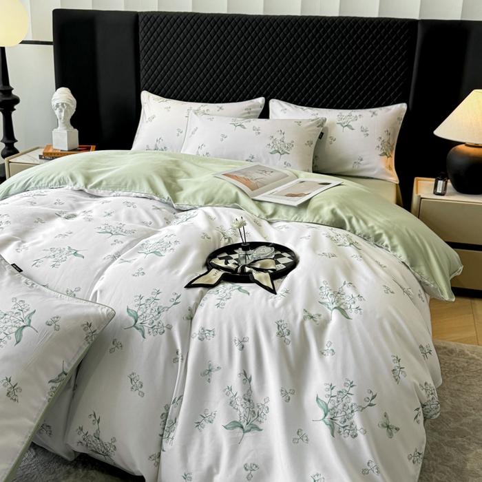 91家纺网 家纺一手货源 找家纺 芊寻家居 2025春夏新款50支莱赛尔天丝贡缎数码印花麻绳款四件套高端礼盒 铃兰花语绿