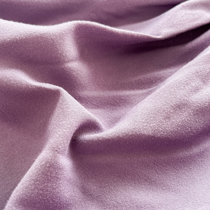 91家纺网 家纺一手货源 找家纺 欧邦 2025新款四季款纯色水洗棉夹棉床笠床垫保护罩-场景二 条格-深紫