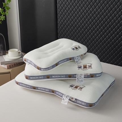 91家纺网 家纺一手货源 找家纺 （总）幸运草 2025新款三只小熊针织分区护颈枕 亲子舒睡枕头芯