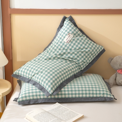 91家纺网 家纺一手货源 找家纺 织布人 2025新款荞麦枕全棉水洗棉全荞麦枕小清新无印风成人家用护颈硬枕 全棉舒心枕-绿格