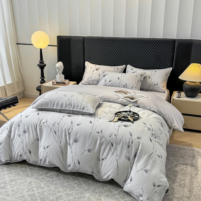 91家纺网 家纺一手货源 找家纺 芊寻家居 2025春夏新款50支莱赛尔天丝贡缎数码印花麻绳款四件套高端礼盒 静谧灰