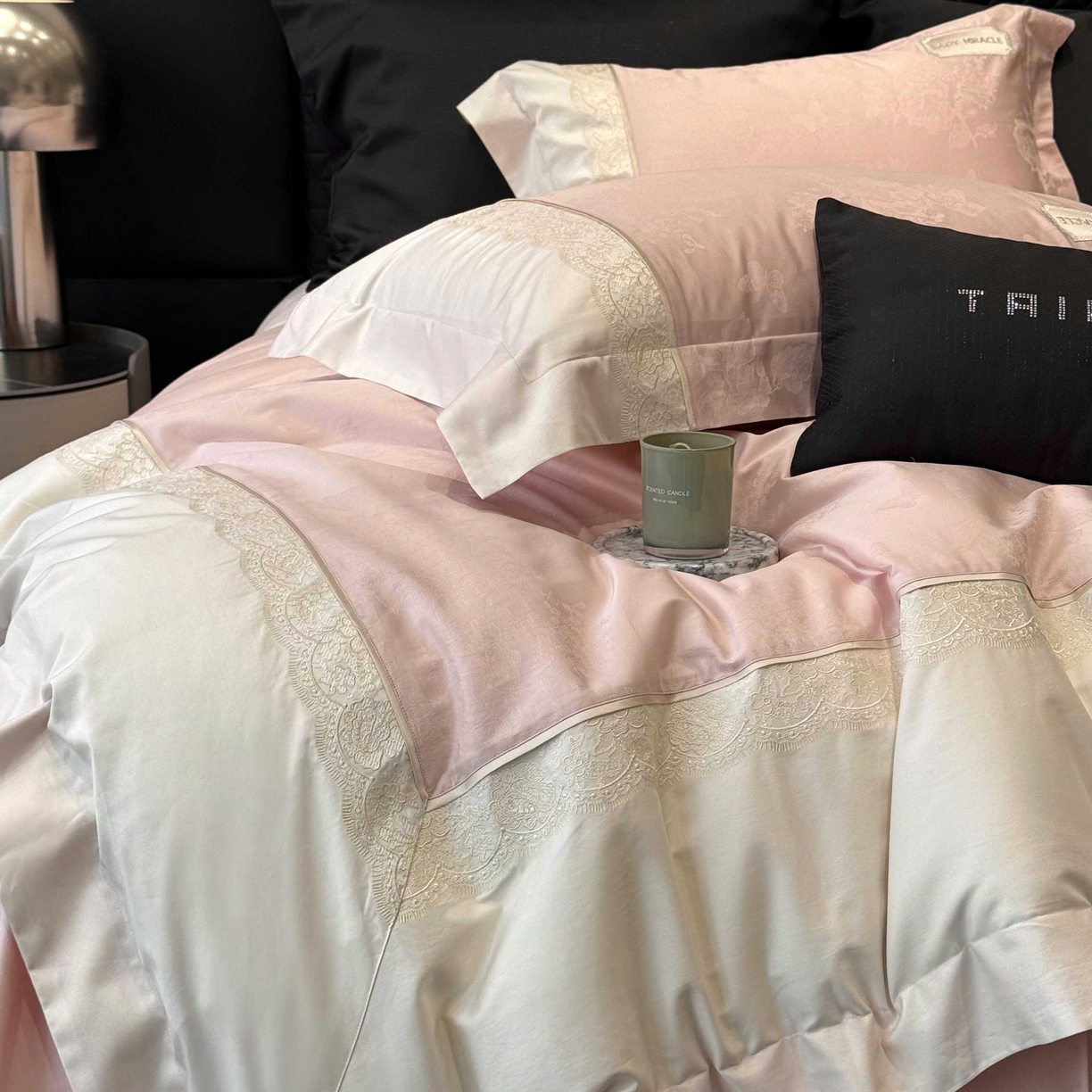 91家纺网 家纺一手货源 找家纺 （总）太古汇家居 2025新款全棉提花绣花“伊莎贝拉”系列四件套