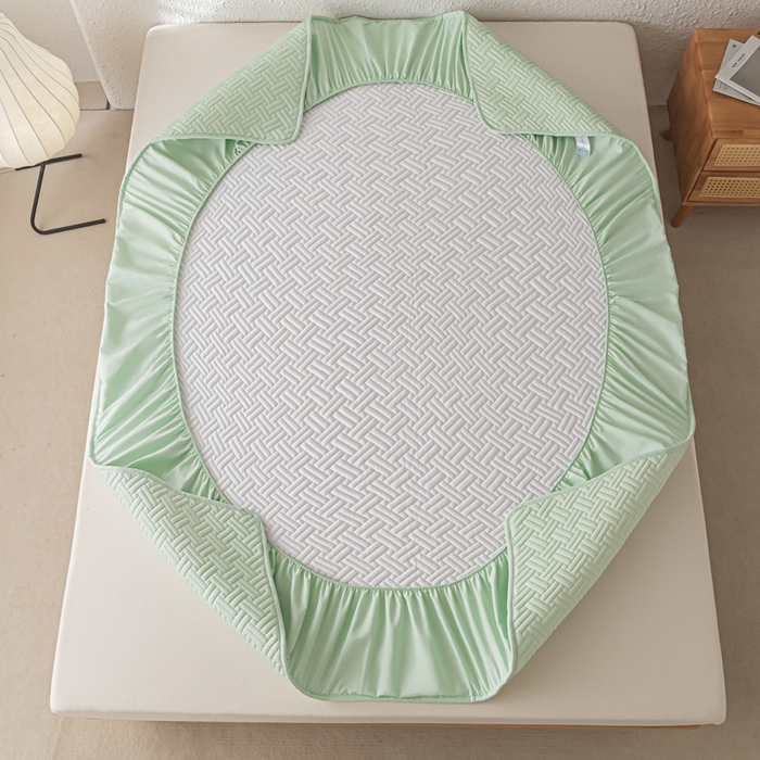 91家纺网 家纺一手货源 找家纺 欧邦 2025新款四季款纯色水洗棉夹棉床笠床垫保护罩-场景一 条格-水绿