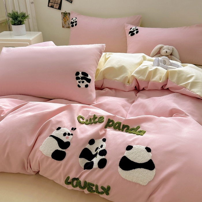 91家纺网 家纺一手货源 找家纺 迪拜家纺 2025新款加厚水洗棉四件套-熊猫 樱粉