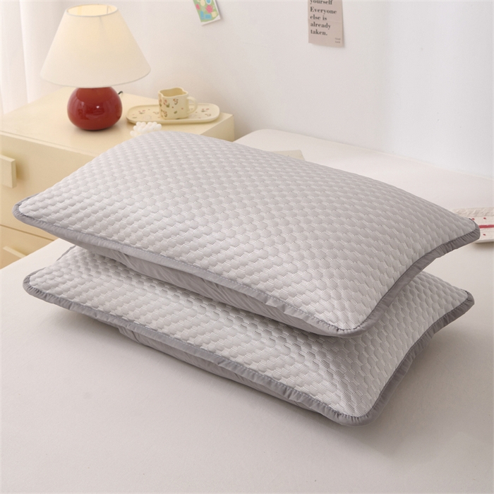 91家纺网 家纺一手货源 找家纺 大熊枕芯 2025新款冰豆豆凉感隔脏枕套 冰豆豆枕套-灰