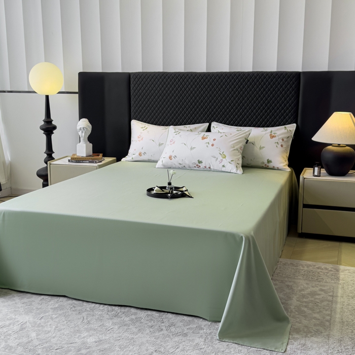 91家纺网 家纺一手货源 找家纺 洺兰家居 2025春夏新款100支莱赛尔天丝贡缎数码印花麻绳款四件套高端礼盒 果蔓白