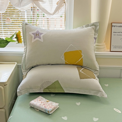 依庭 2025新款全棉印花花卉款四件套单品系列-单枕套 星烁