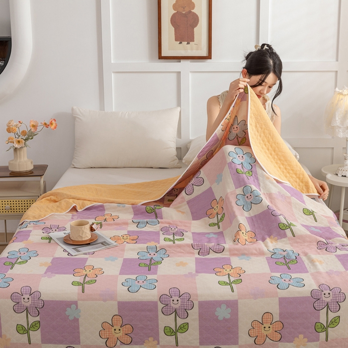 91家纺网 家纺一手货源 找家纺 乐家毛巾被（工厂自产自销） 2025新款A类全棉六层纱印花毛巾被 格子花花