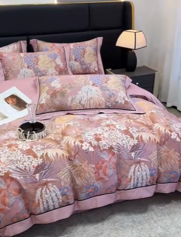 91家纺网 家纺一手货源 找家纺 宏羽纺家纺 2025年高支高密大版数码印花春夏新品 秘境-香芋