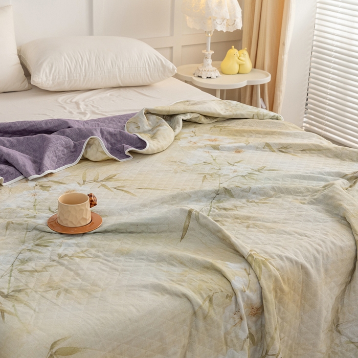 91家纺网 家纺一手货源 找家纺 乐家毛巾被（工厂自产自销） 2025新款A类全棉六层纱印花毛巾被 绿色茶花