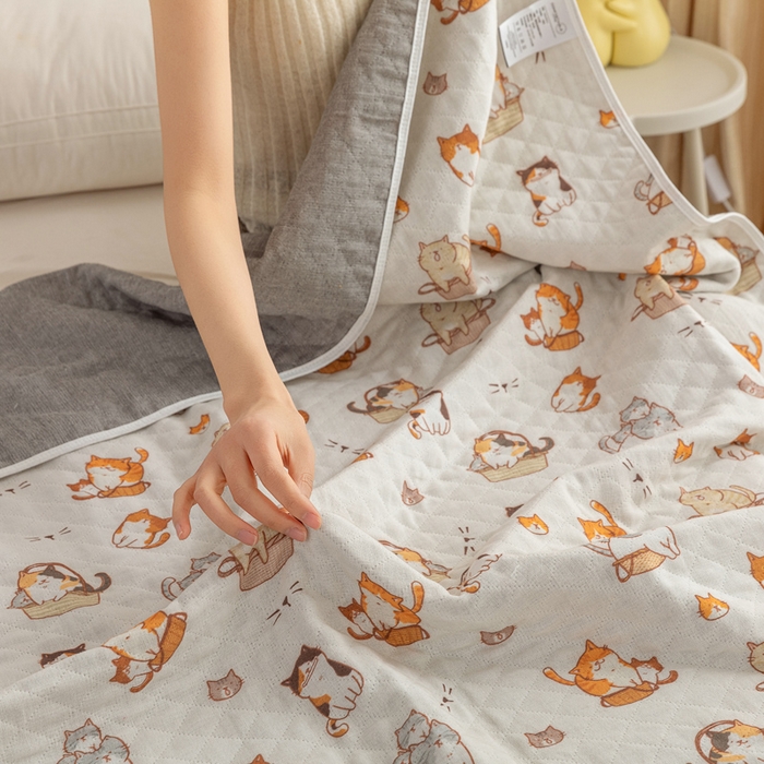 91家纺网 家纺一手货源 找家纺 乐家毛巾被（工厂自产自销） 2025新款A类全棉六层纱印花毛巾被 卡通狗狗