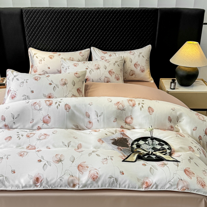 91家纺网 家纺一手货源 找家纺 芊寻家居 2025春夏新款50支莱赛尔天丝贡缎数码印花麻绳款四件套高端礼盒 花意盈香粉