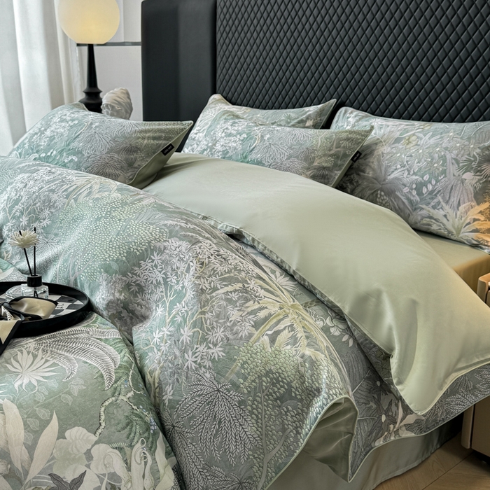 91家纺网 家纺一手货源 找家纺 芊寻家居 2025春夏新款50支莱赛尔天丝贡缎数码印花麻绳款四件套高端礼盒 阡陌丛林灰