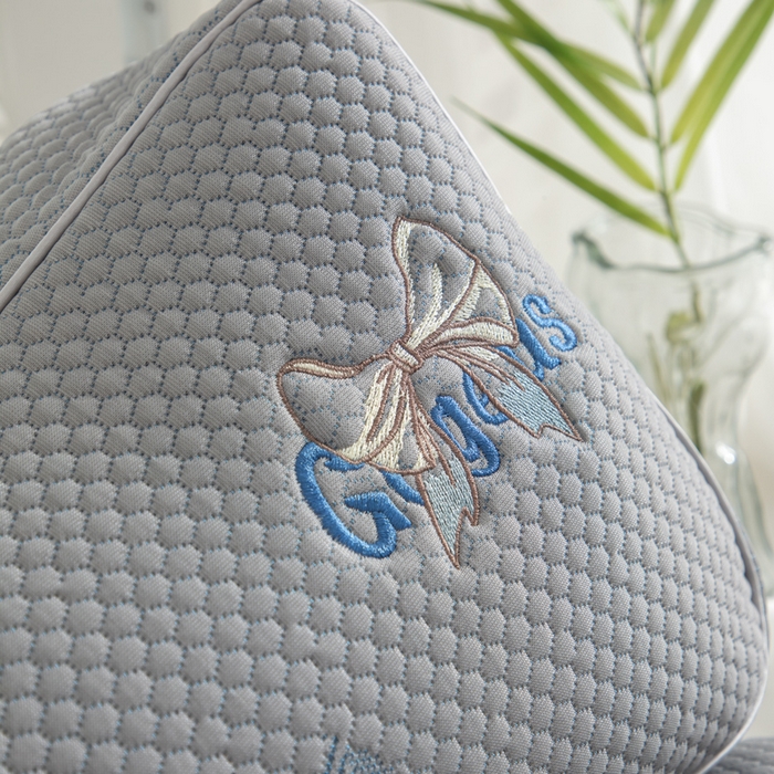 91家纺网 家纺一手货源 找家纺 织布人 2025新款荞麦枕夏季凉感豆豆枕茶叶枕夏凉荞麦枕学生成人家用硬枕 夏凉豆豆护颈椎款-立体蝴蝶灰荞麦枕