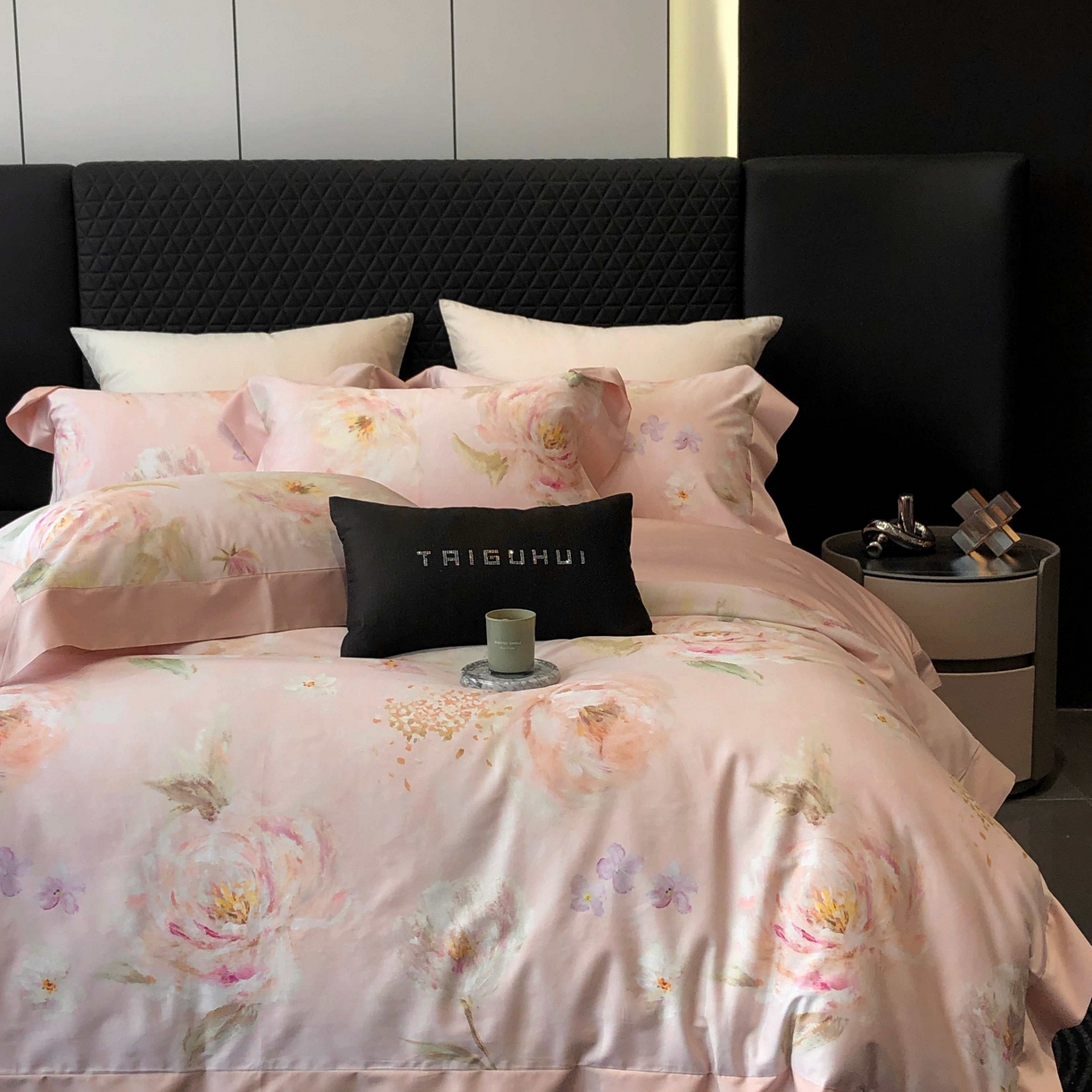 91家纺网 家纺一手货源 找家纺 2025年高支高密长绒棉专版活性数码印花系列四件套【券后控价——券后不低于378】 莉安娜-粉