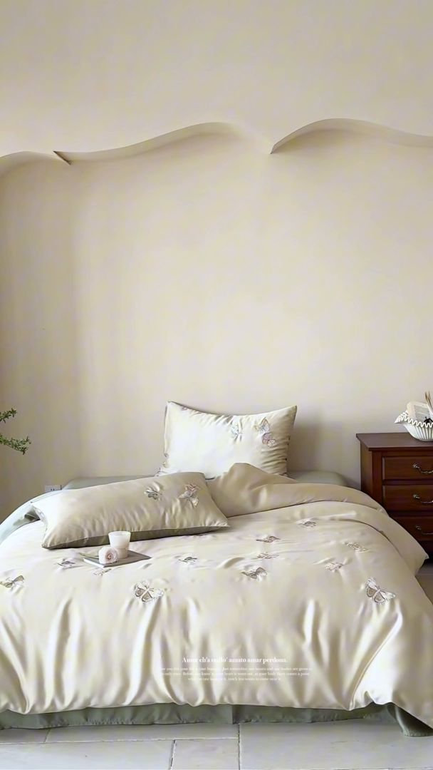 91家纺网 家纺一手货源 找家纺 2025新款奥地利60支兰精天丝蝴蝶套件-晨曦 晨曦-绿