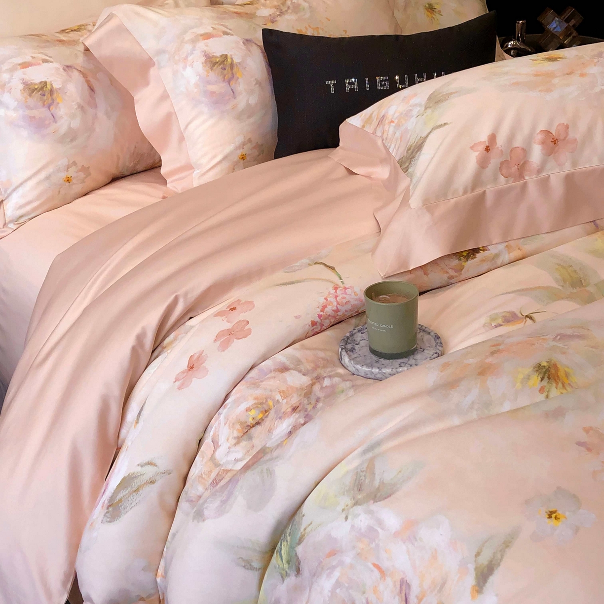 91家纺网 家纺一手货源 找家纺 2025年高支高密长绒棉专版活性数码印花系列四件套【券后控价——券后不低于378】 莉安娜-粉