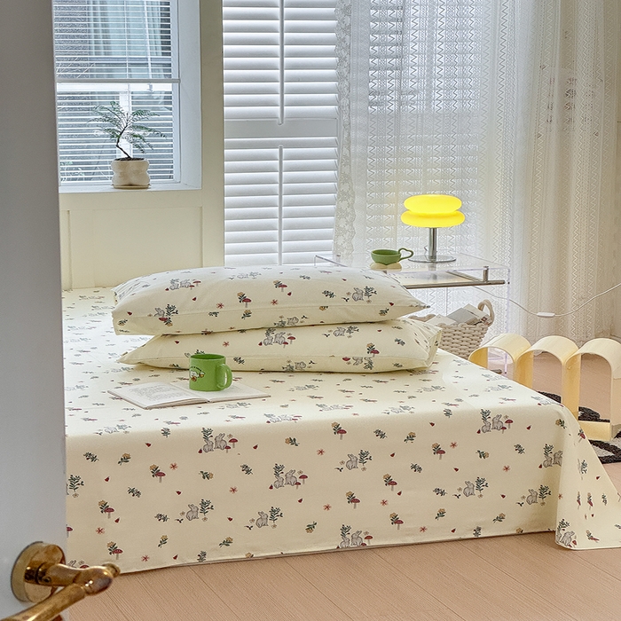 91家纺网 家纺一手货源 找家纺 吉象家纺 2025新款老粗布三件套-床单款 花园兔