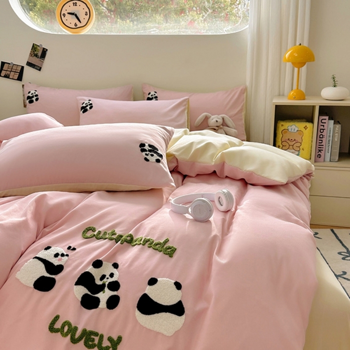 91家纺网 家纺一手货源 找家纺 迪拜家纺 2025新款加厚水洗棉四件套-熊猫 樱粉