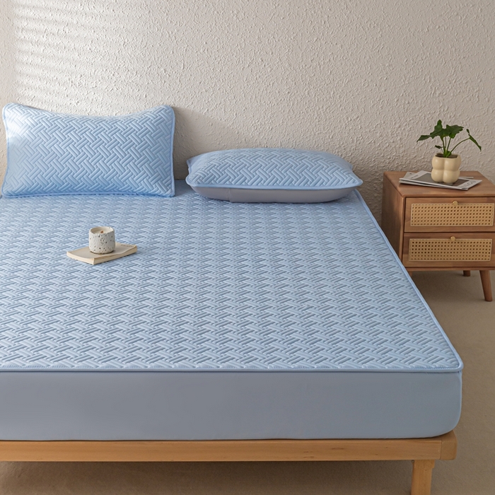 91家纺网 家纺一手货源 找家纺 欧邦 2025新款四季款纯色水洗棉夹棉床笠床垫保护罩-场景一 条格-天蓝