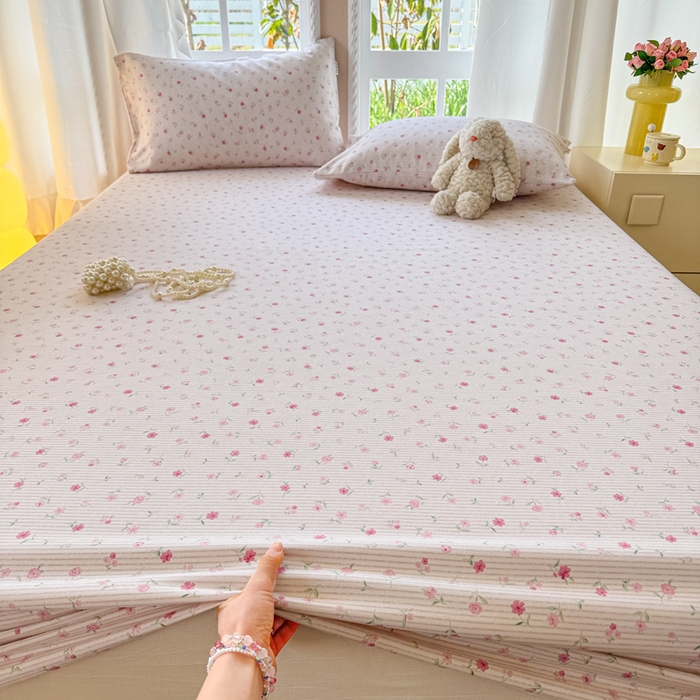 91家纺网 家纺一手货源 找家纺 2025新款老粗布三件套-床笠款 花遇