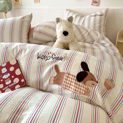 漫仙阁家纺 2025年超柔贴布绣四件套 腊肠狗—绿色