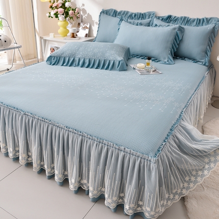 91家纺网 家纺一手货源 找家纺 （总）铠畅家纺 2025新款凉感豆豆床裙三件套--幸运草