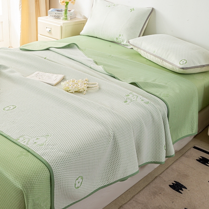 91家纺网 家纺一手货源 找家纺 梦初语 2025新款A类华夫格冰豆豆夏被子针织提花凉感夏凉被单双人空调被可机水洗 轻奢小熊-绿