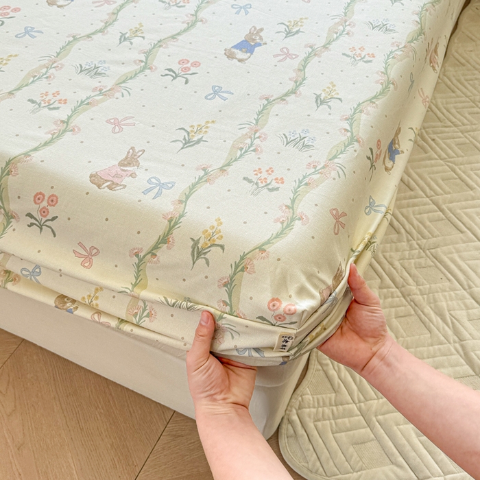 91家纺网 家纺一手货源 找家纺 2025新款老粗布三件套-床笠款 蔓藤兔