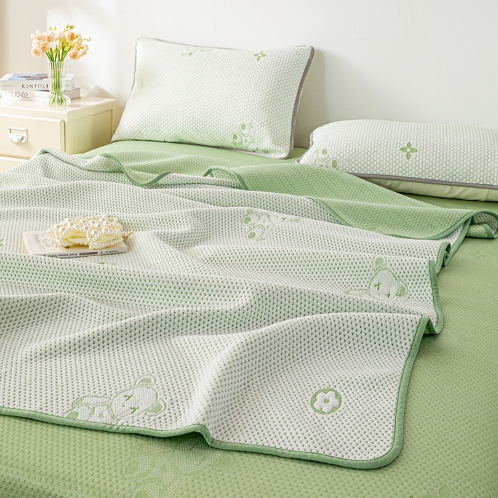 91家纺网 家纺一手货源 找家纺 梦初语 2025新款A类华夫格冰豆豆夏被子针织提花凉感夏凉被单双人空调被可机水洗 轻奢小熊-绿