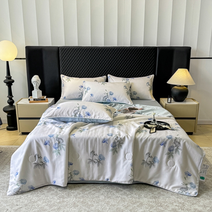 91家纺网 家纺一手货源 找家纺 芊寻家居 2025春夏新款50支莱赛尔天丝贡缎数码印花麻绳款四件套高端礼盒 流年兰