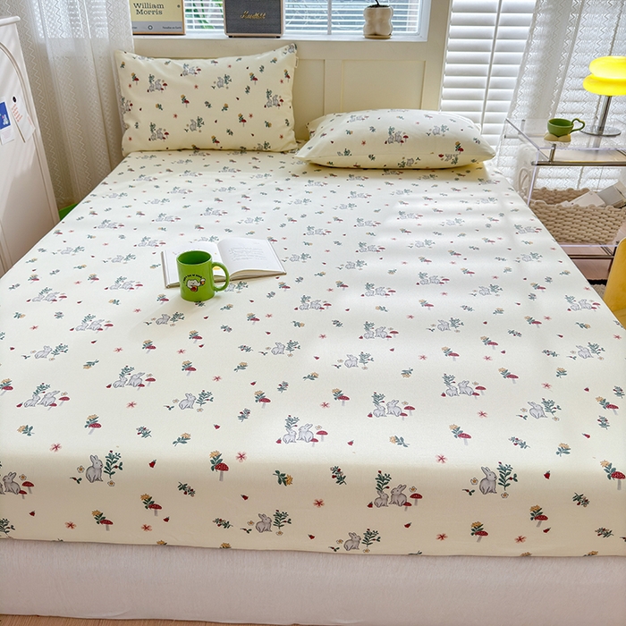 91家纺网 家纺一手货源 找家纺 2025新款老粗布三件套-床笠款 花园兔