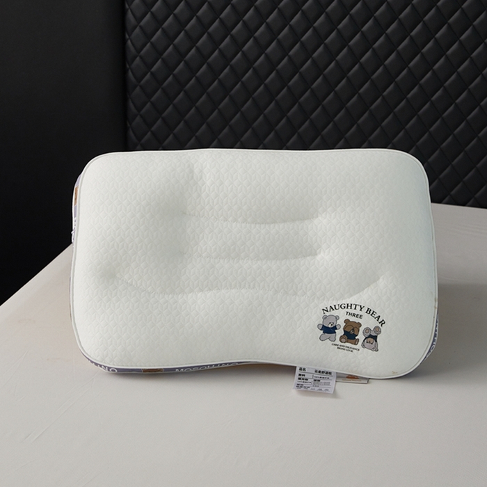 91家纺网 家纺一手货源 找家纺 （总）幸运草 2025新款三只小熊针织分区护颈枕 亲子舒睡枕头芯