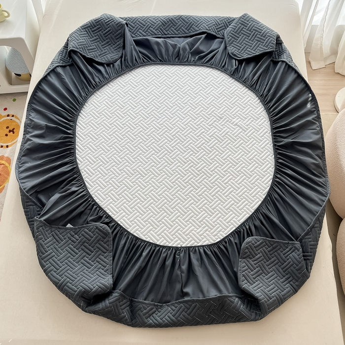 91家纺网 家纺一手货源 找家纺 欧邦 2025新款四季款纯色水洗棉夹棉床笠床垫保护罩-场景二 条格-深灰